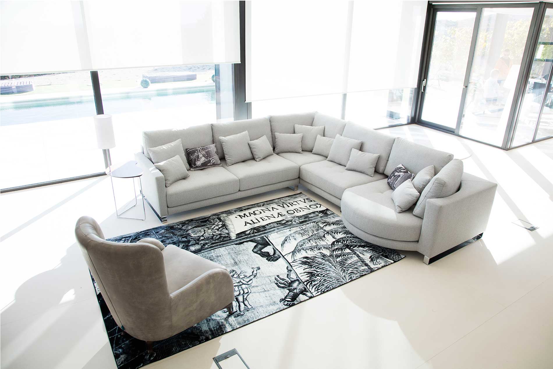 sofa rinconero gris
